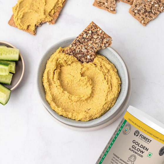 GOLDEN GLOW HUMMUS DIP
